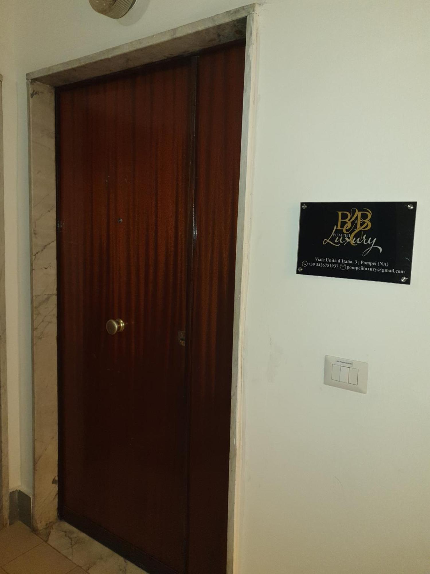 B&B Pompeii Luxury Екстер'єр фото